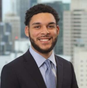 Headshot of Kelvin Acosta - account manager of Lanco Brokerage, an independent insurance agency